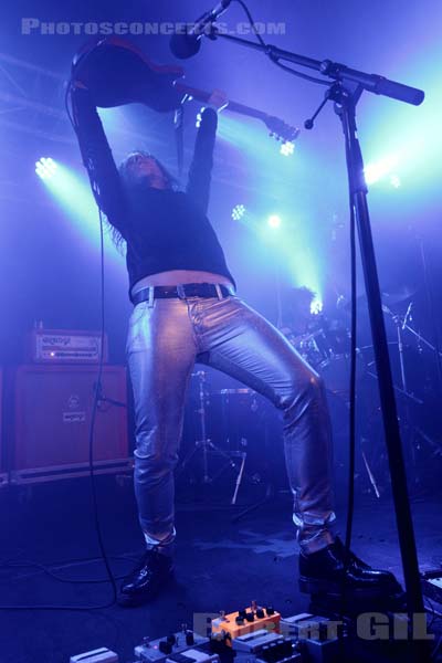 WHITE HILLS - 2015-07-18 - PARIS - La Boule Noire - 
